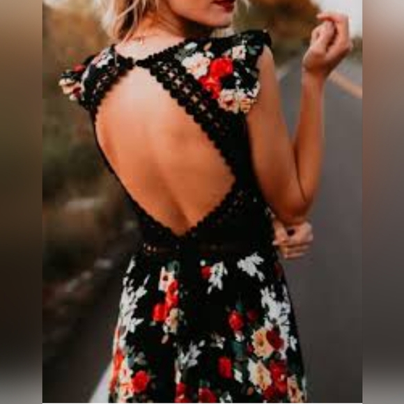 Women's summer Floral lace Maxi Dress Deep v- neck size M - Picture 3 of 13